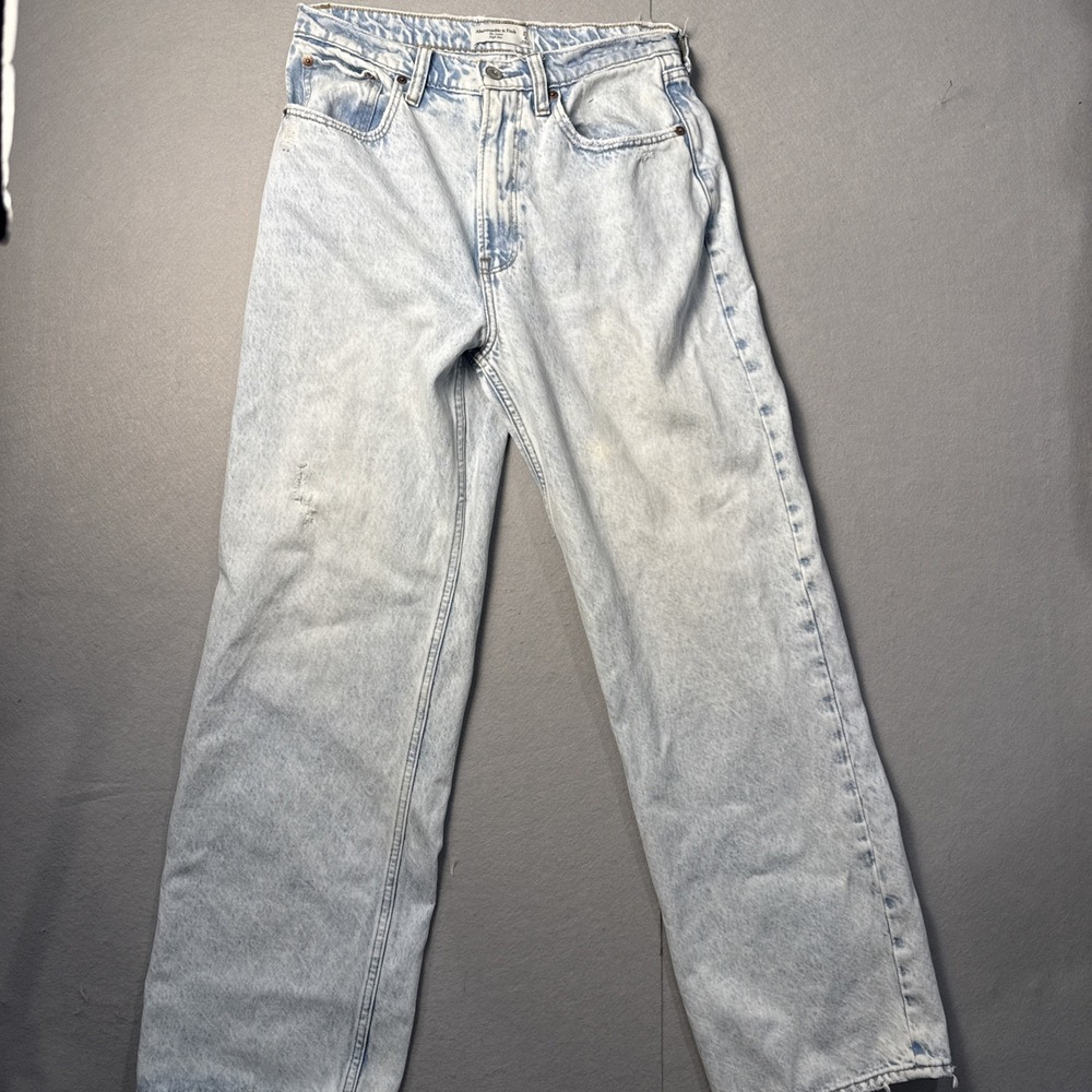 Abercrombie & Fitch Womens Loose High Rise Straight Light Wash Blue Jeans 27/4R